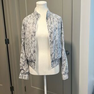 Lululemon Reversible Light Jacket